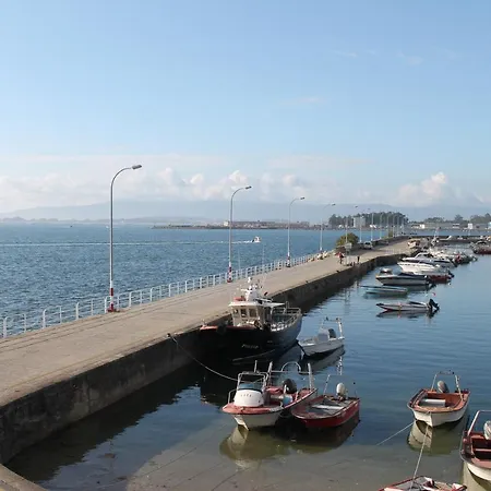 Apartamento Nuevo Con Terraza Cambados